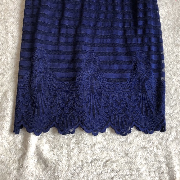 NWT Guess Illusion Striped Sweetheart Dress - Picture 4 of 7